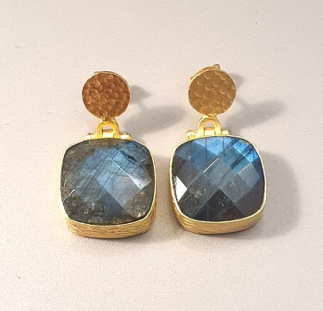 Earring made from brass, goldplated, Labradorite