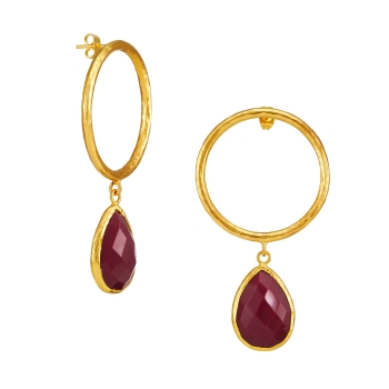 Fashionable earring made from brass, goldplated with red jade