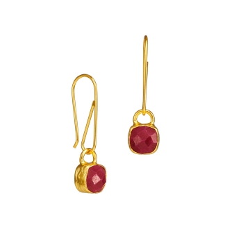 Fashionable earring made from brass, goldplated with red Jade