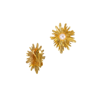 Ear clips made from brass, goldplated, Pearl