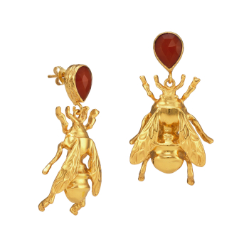 Earring made from brass, goldplated, red onyx