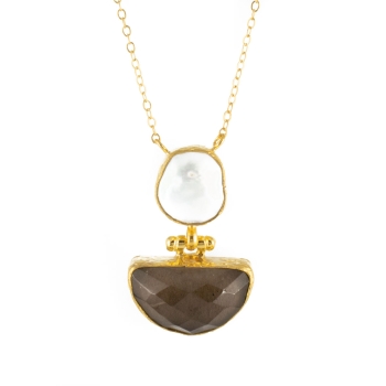 Kette aus Messing vergoldet, Rauchquartz + Barockperle