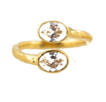 Ring made from brass, goldplated, white crystal