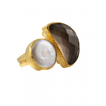 Ring made from brass, goldplated, smoky Quartz, pearl