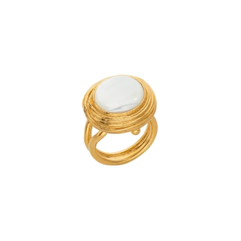 Ring made from brass, goldplated, mother of pearl