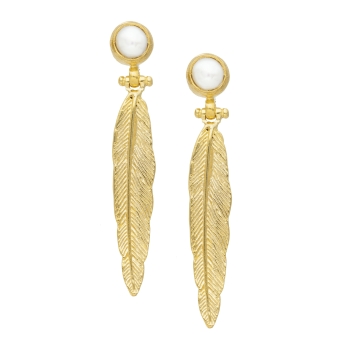 Earring made from brass, goldplated, pearl