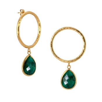 Fashionable earring made from brass, goldplated with Emerald