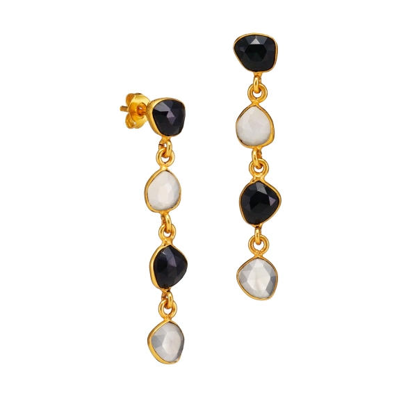 Earring made from brass, goldplated, white/black Onyx
