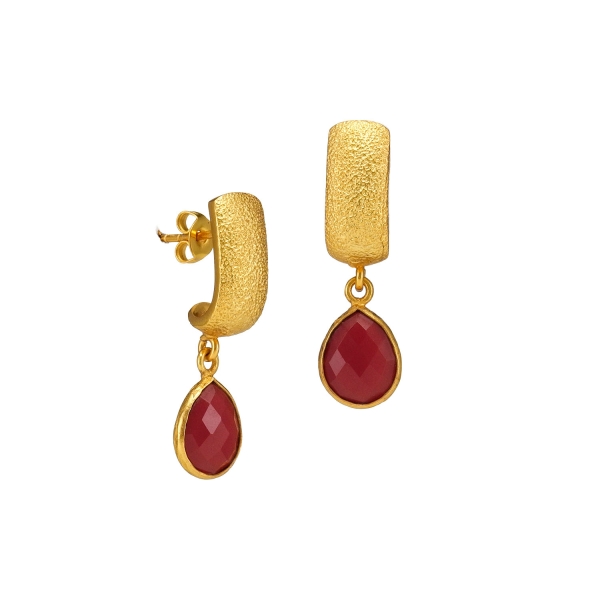 Earring made from brass, goldplated, red Onyx