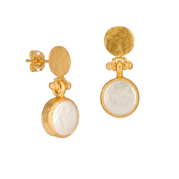 Ohrring aus Messing vergoldet, Perle