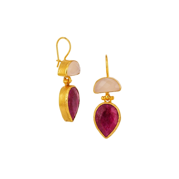 Earring made from brass, goldplated, with Ruby and white Chalcedony