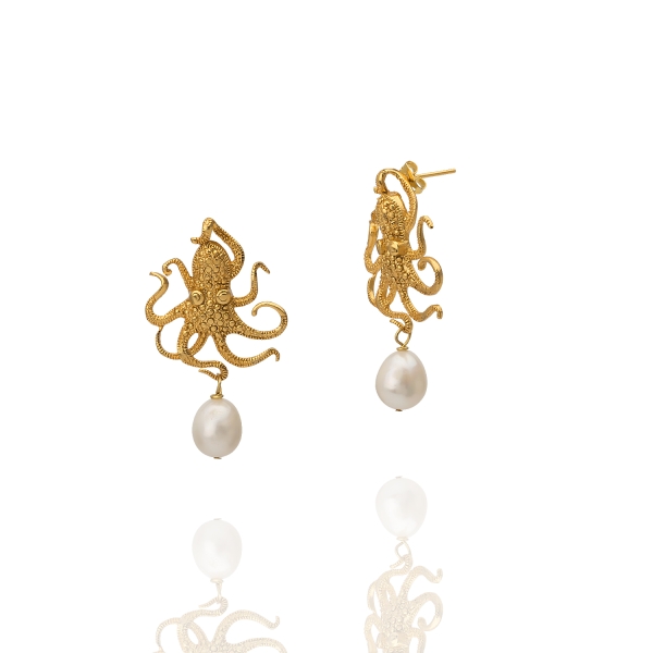 Earring made from brass, goldplated, baroque pearl, clip