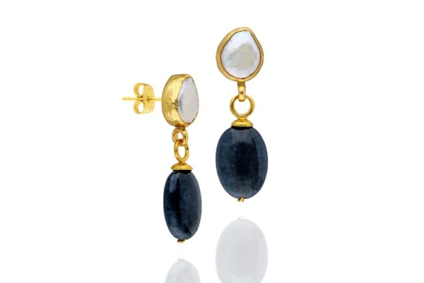 Earring made from brass, goldplated, grey Chalcedony, baroque pearl