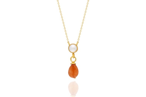 Kette aus Messing, vergoldet, oranger Chalcedon, Perle