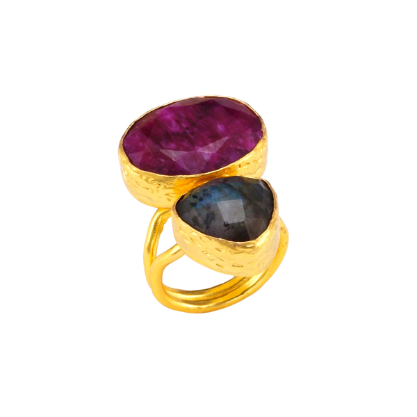 Ring made from brass, goldplated, with Labradorite and Ruby